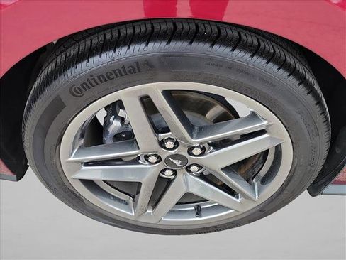 Used 2025 Ford Mustang Coupe image 11