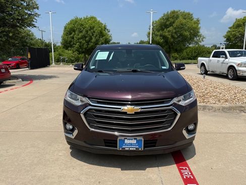 Used 2018 Chevrolet Traverse LT FWD image 9
