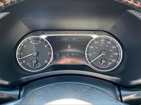 Certified 2025 Nissan Sentra SR w/ SR Premium Package FWD image 12