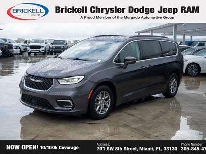 Used 2021 Chrysler Pacifica Touring