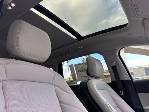 New 2026 Lincoln Nautilus Premier w/ Equipment Group 102A image 16