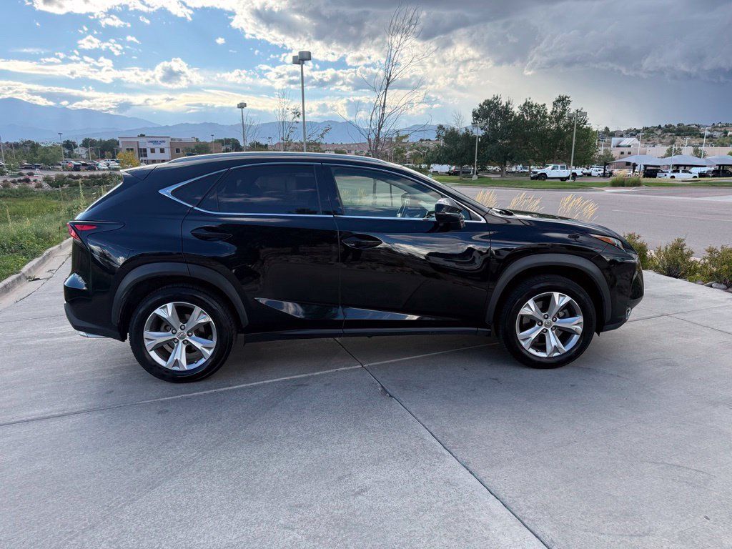 Used 2017 Lexus NX 200t AWD w/ Premium Package image 10