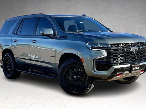 Used 2023 Chevrolet Tahoe Z71 w/ Luxury Package image 21