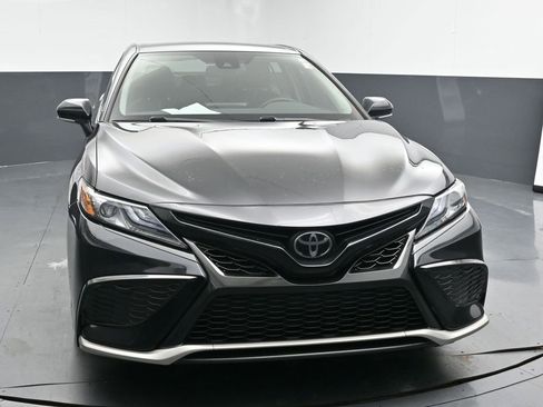 Used 2024 Toyota Camry XSE image 3