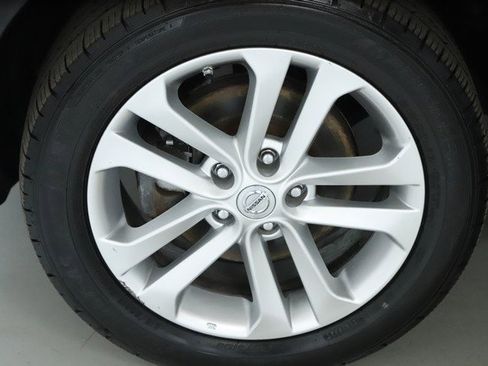 Used 2014 Nissan Juke S image 33