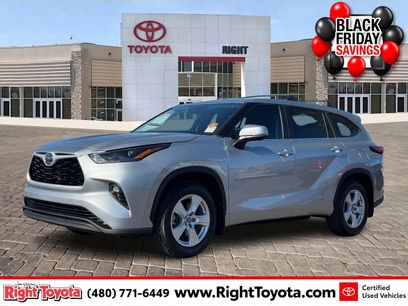 Certified 2023 Toyota Highlander LE