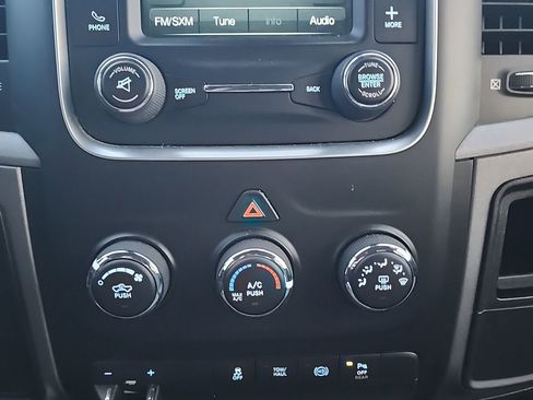 Used 2018 RAM 3500 Tradesman w/ Chrome Appearance Group image 12