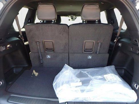 New 2025 Jeep Grand Cherokee L Limited image 8