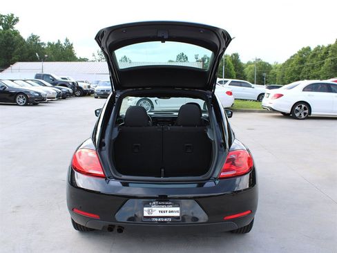 Used 2013 Volkswagen Beetle 2.5 image 25