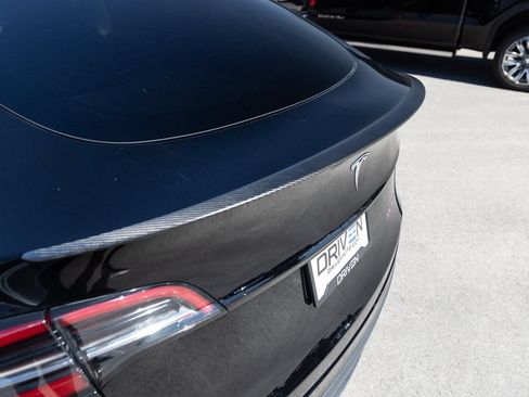 Used 2023 Tesla Model Y Performance AWD/4WD image 8