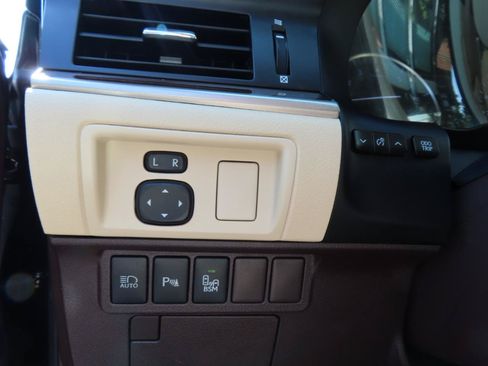 Used 2018 Lexus ES 350 w/ Premier Package FWD image 25