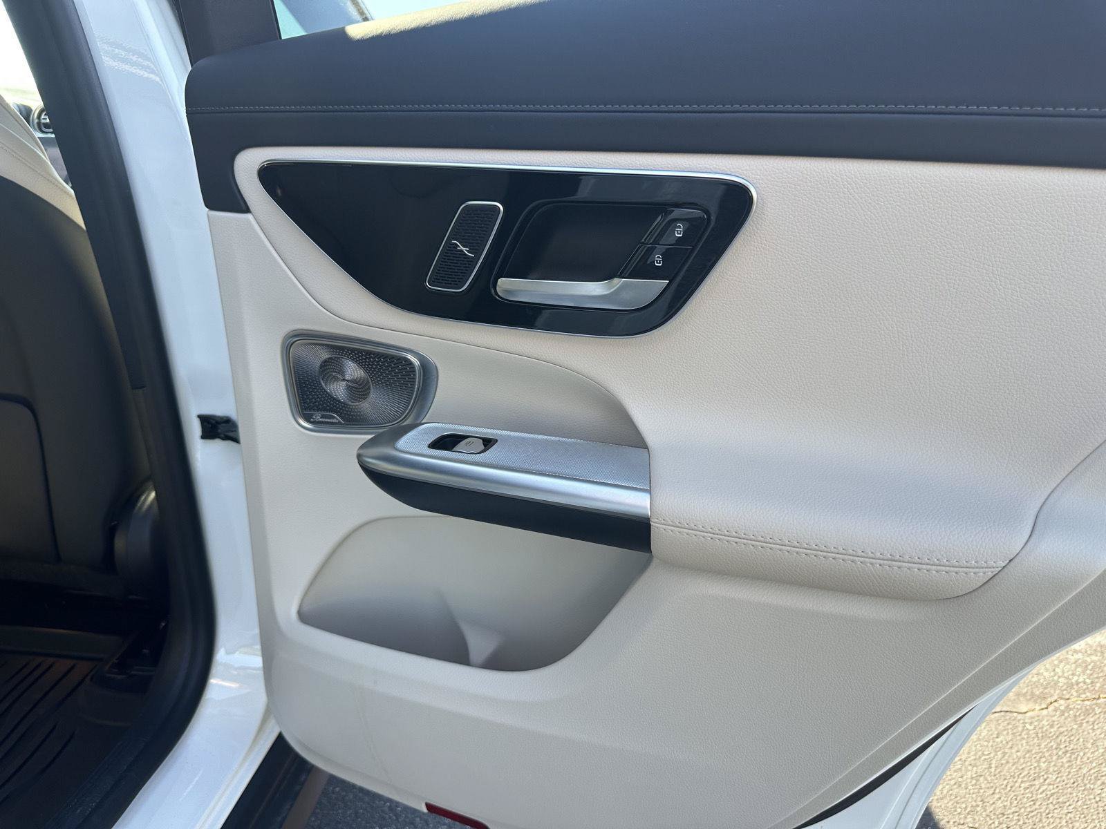 Used 2023 Mercedes-Benz GLC 300 4MATIC image 19