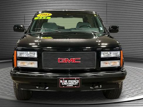 Used 1993 GMC Yukon 4WD 2-Door image 2
