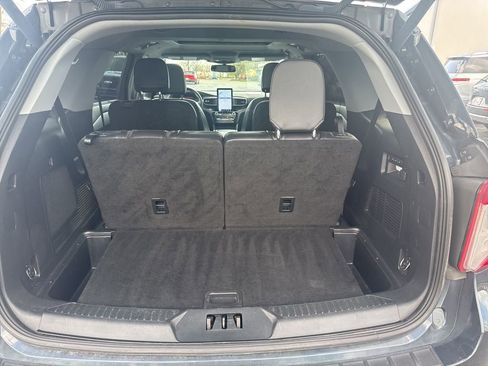 Used 2023 Ford Explorer Limited w/ Hybrid Equipment Group 310A image 46