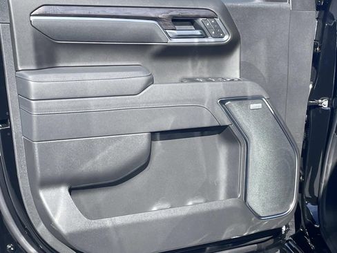 New 2026 Chevrolet Silverado 1500 LTZ w/ LTZ Premium Package AWD/4WD image 14