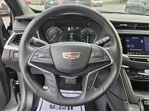 Certified 2025 Cadillac XT5 Premium Luxury image 26