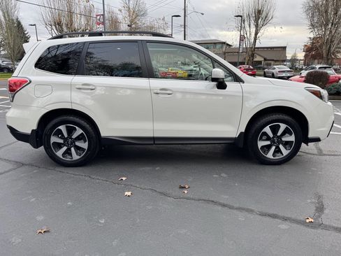 Used 2018 Subaru Forester 2.5i Limited w/ Popular Package #2 image 6