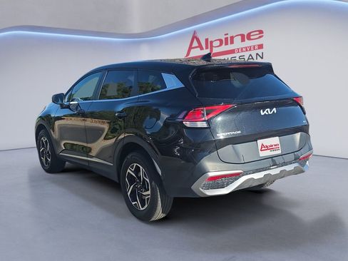 Used 2024 Kia Sportage LX image 3