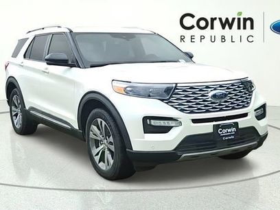 Used 2020 Ford Explorer Platinum w/ Premium Technology Package