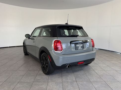 Used 2020 MINI Cooper 2-Door Hardtop w/ Storage Package FWD image 3