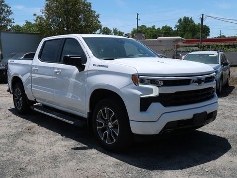 Used 2024 Chevrolet Silverado 1500 RST w/ Convenience Package II AWD/4WD image 13