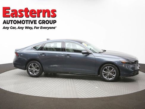 Used 2023 Honda Accord EX image 47