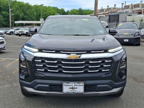 Used 2026 Chevrolet Equinox LT w/ Convenience Package II AWD/4WD image 2