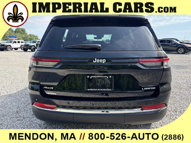 New 2026 Jeep Grand Cherokee Laredo AWD/4WD image 10