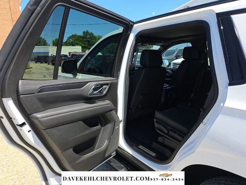 Used 2023 Chevrolet Tahoe RST w/ Luxury Package AWD/4WD image 20