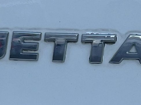 Used 2013 Volkswagen Jetta S FWD image 43