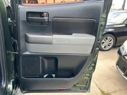 Used 2011 Toyota Tundra 2WD Double Cab image 17