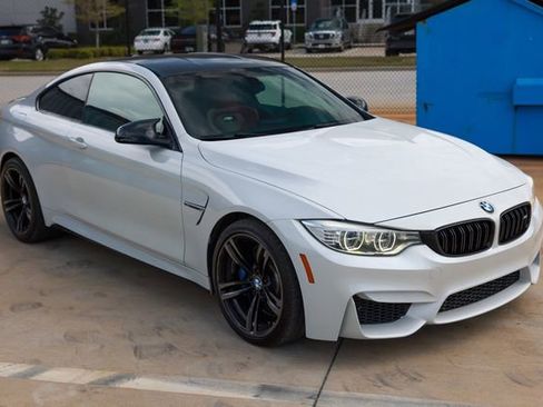 Used 2015 BMW M4 Coupe image 18