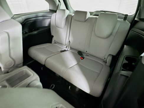Used 2018 Honda Odyssey EX-L image 29