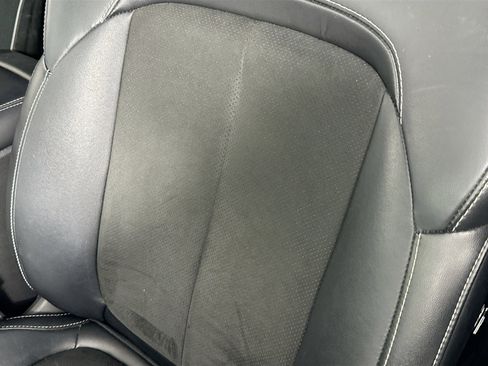 Used 2022 Jeep Grand Cherokee L Altitude image 18