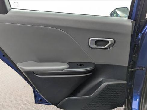 Used 2025 Kia K4 FWD image 16