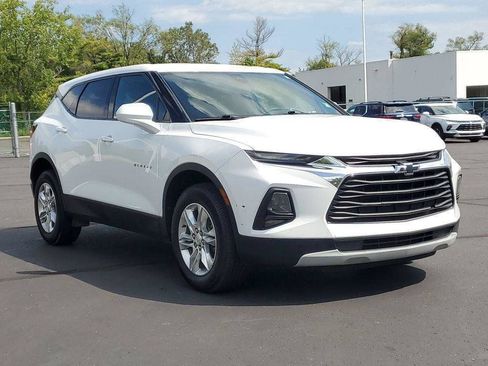 Used 2021 Chevrolet Blazer LT AWD/4WD image 2