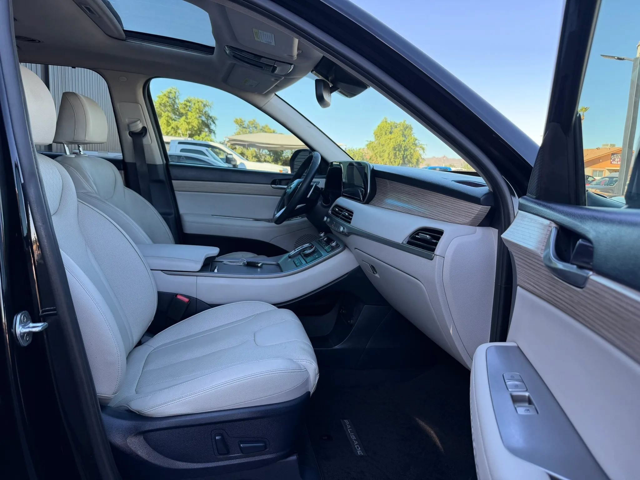 Used 2021 Hyundai Palisade SEL w/ Premium Package AWD/4WD image 32