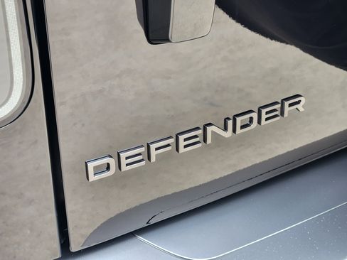 New 2026 Land Rover Defender 110 V8 image 11