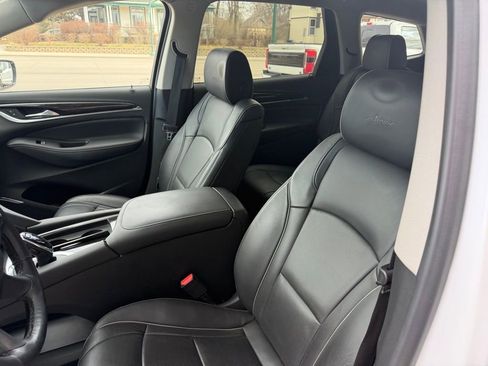Used 2021 Buick Enclave Avenir w/ Avenir Technology Package image 15