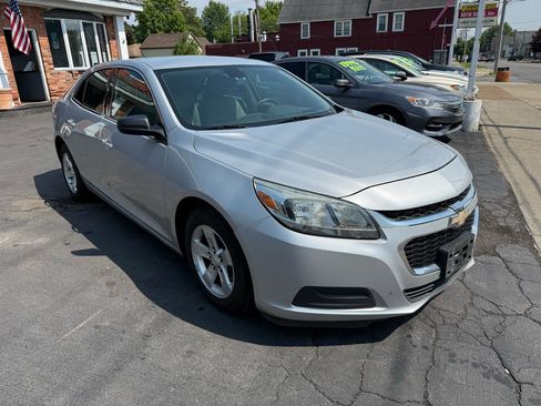 Used 2015 Chevrolet Malibu LS FWD image 3