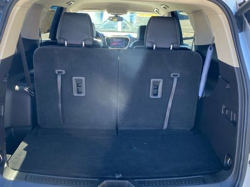 Used 2020 GMC Acadia Denali image 11