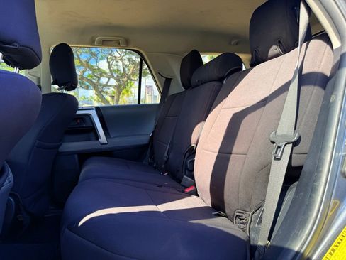 Used 2011 Toyota 4Runner SR5 RWD image 11
