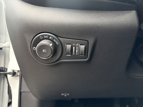 New 2026 Jeep Compass Limited image 20