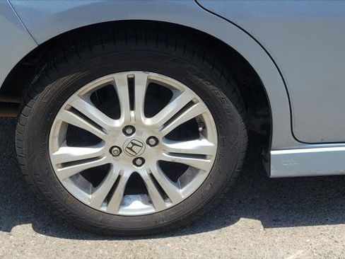 Used 2011 Honda Fit Sport image 6