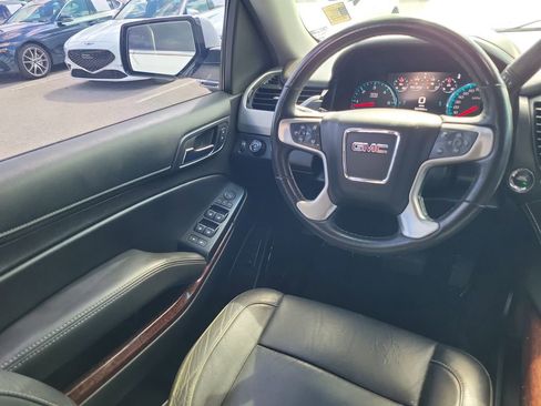 Used 2017 GMC Yukon SLT w/ Open Road Package RWD image 20