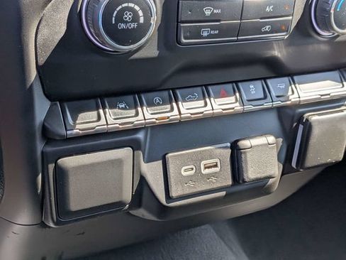 Certified 2023 Chevrolet Silverado 1500 Custom RWD image 22