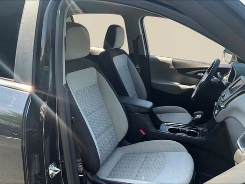 Used 2024 Chevrolet Equinox LT image 19