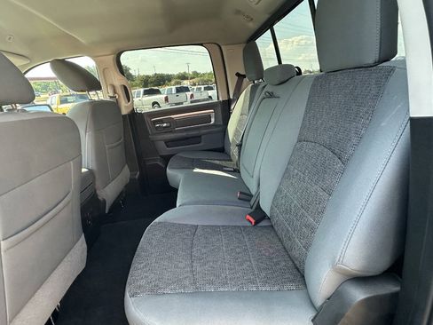 Used 2019 RAM 1500 Lone Star RWD image 11