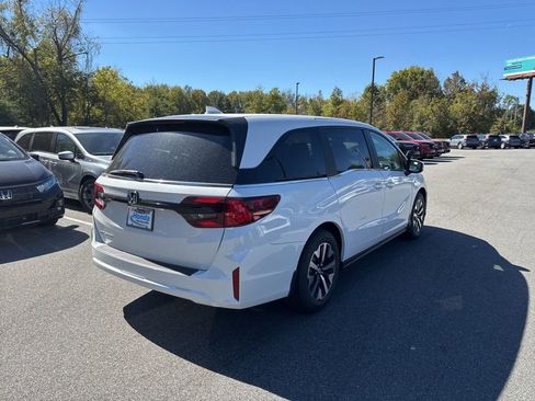 New 2026 Honda Odyssey EX-L image 7