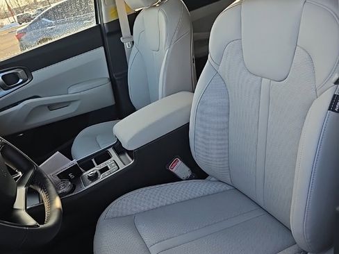 New 2026 Kia Sorento EX image 15